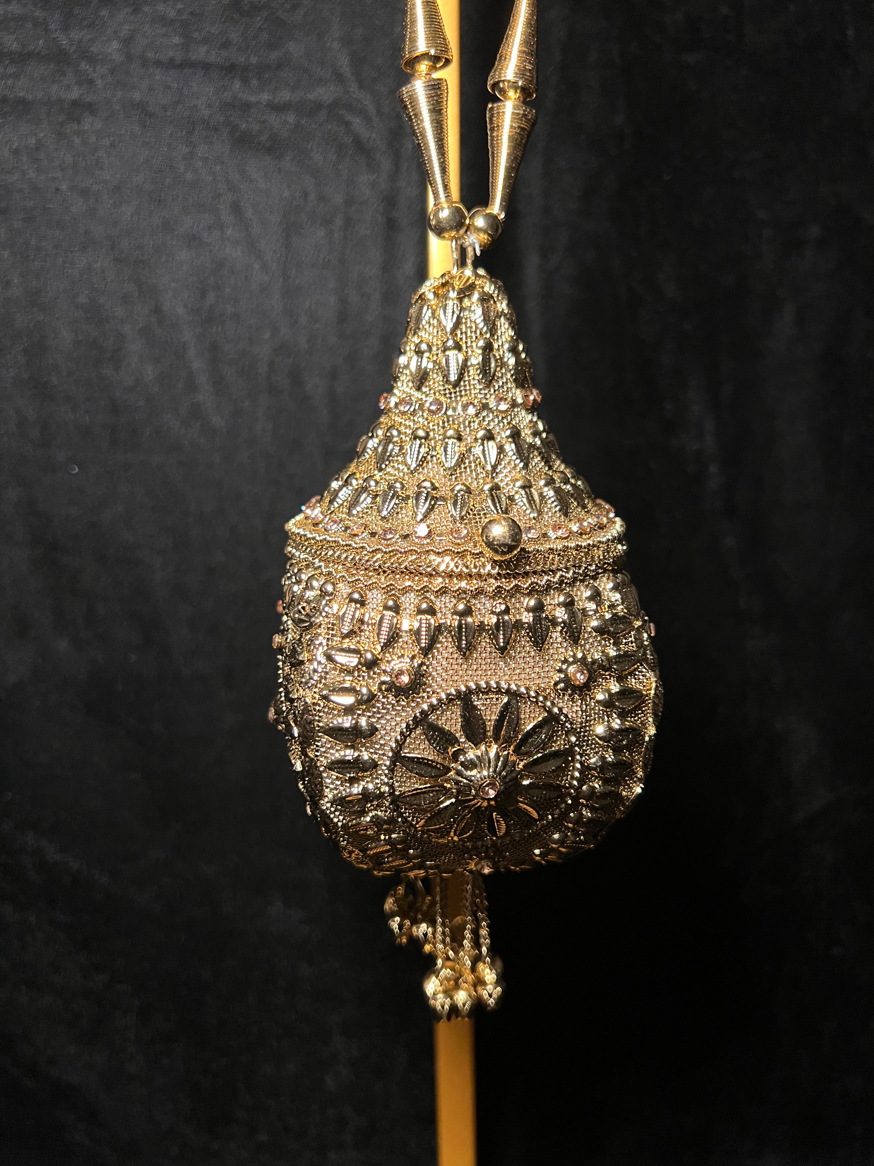 Metal Potli Clutch | RKC-190