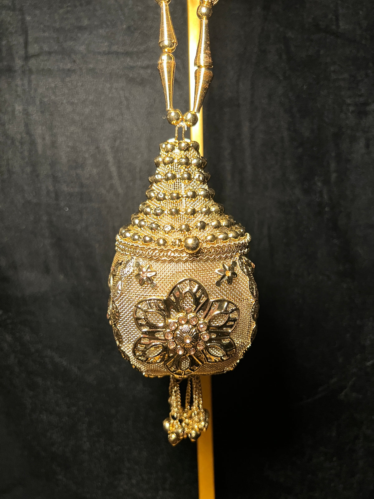 Metal Potli Clutch | RKC-192