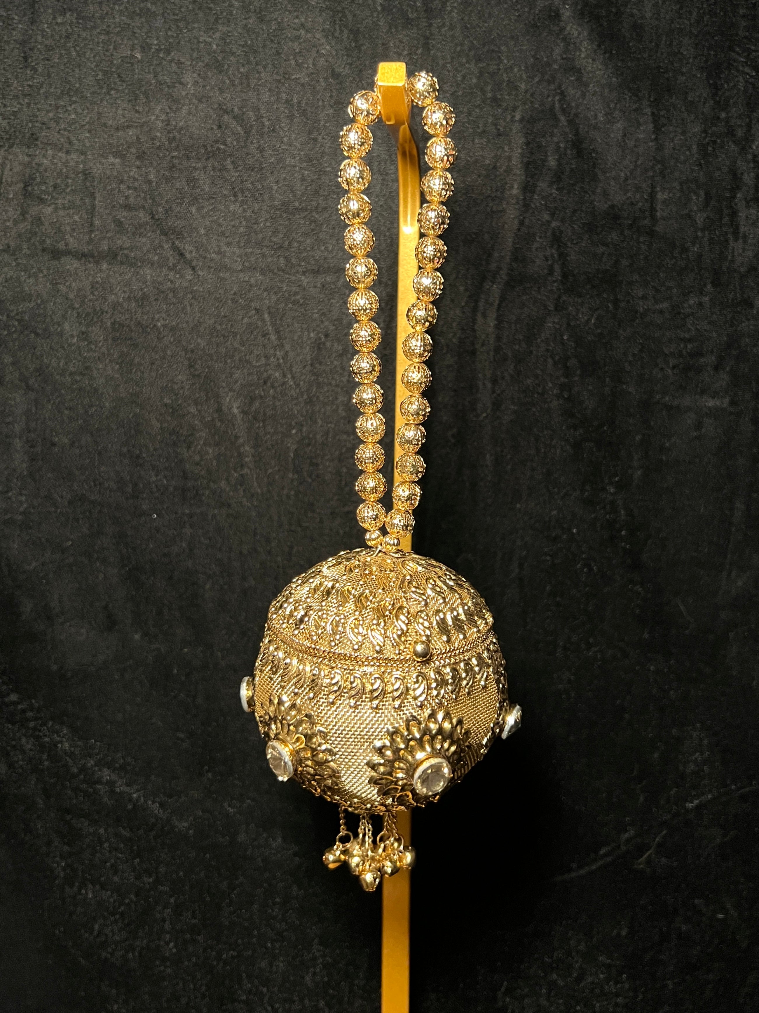 Metal Potli Clutch | RKC-194
