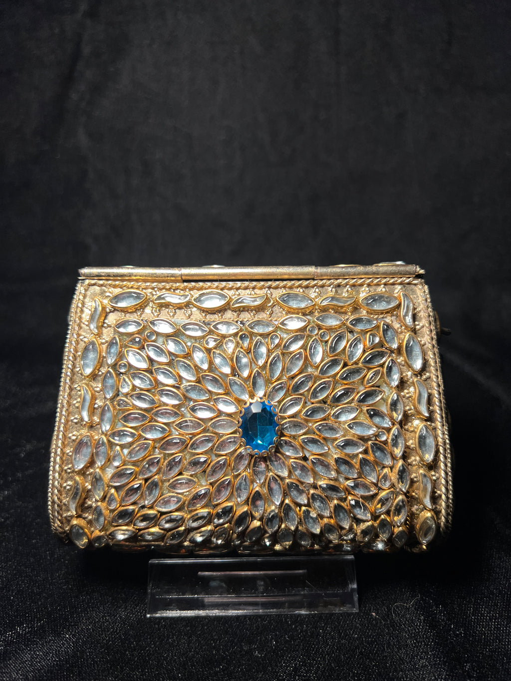 Small Trapezoid Kundan Clutch | RKC-113