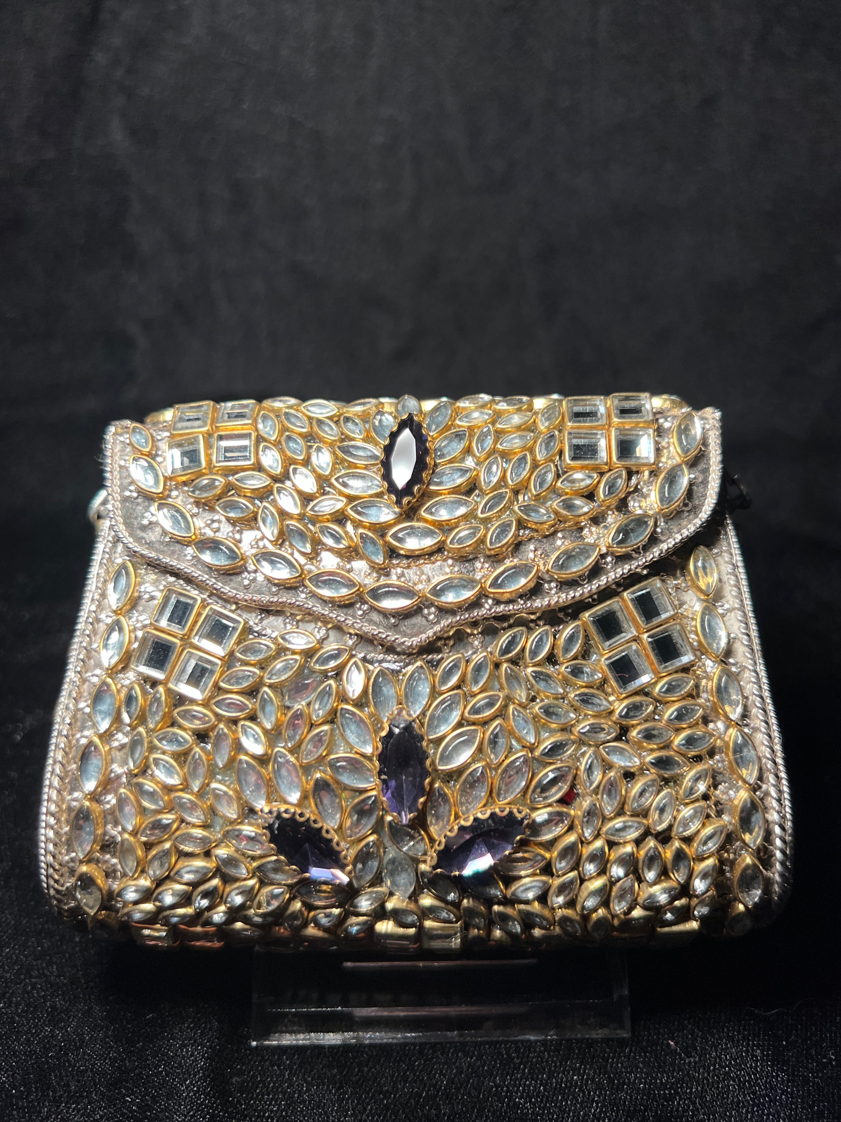 Small Trapezoid Kundan Clutch | RKC-114