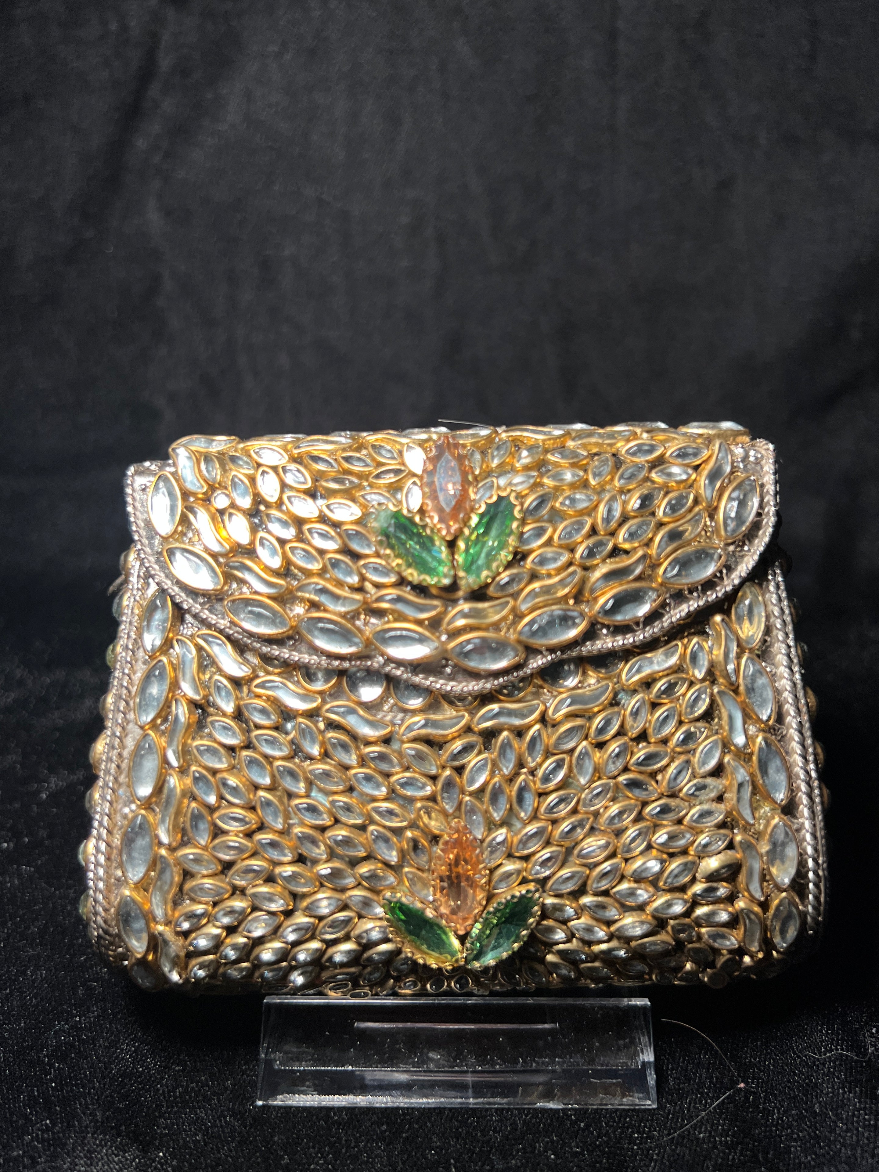 Small Trapezoid Kundan Clutch | RKC-117