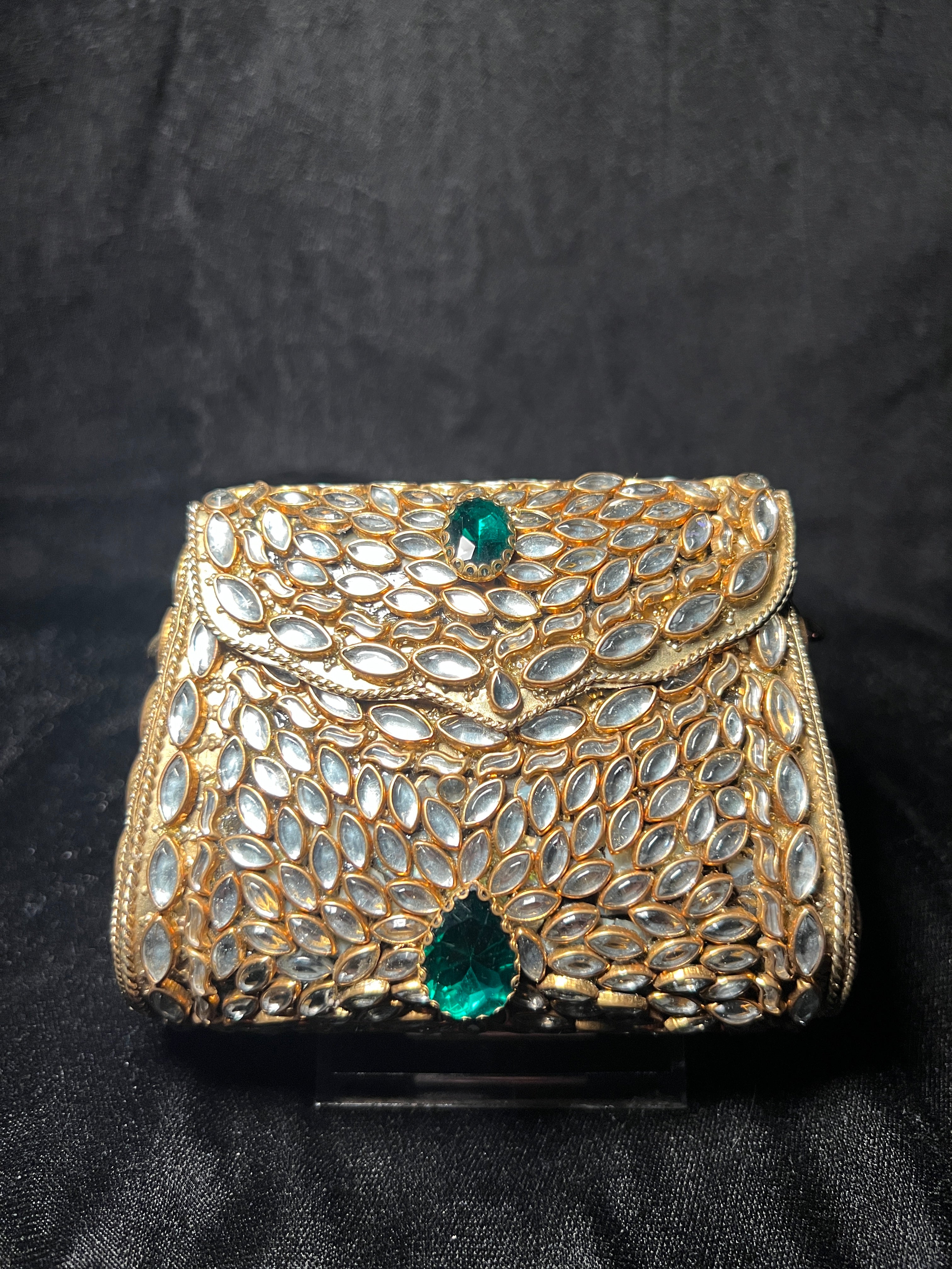 Small Trapezoid Kundan Clutch | RKC-119
