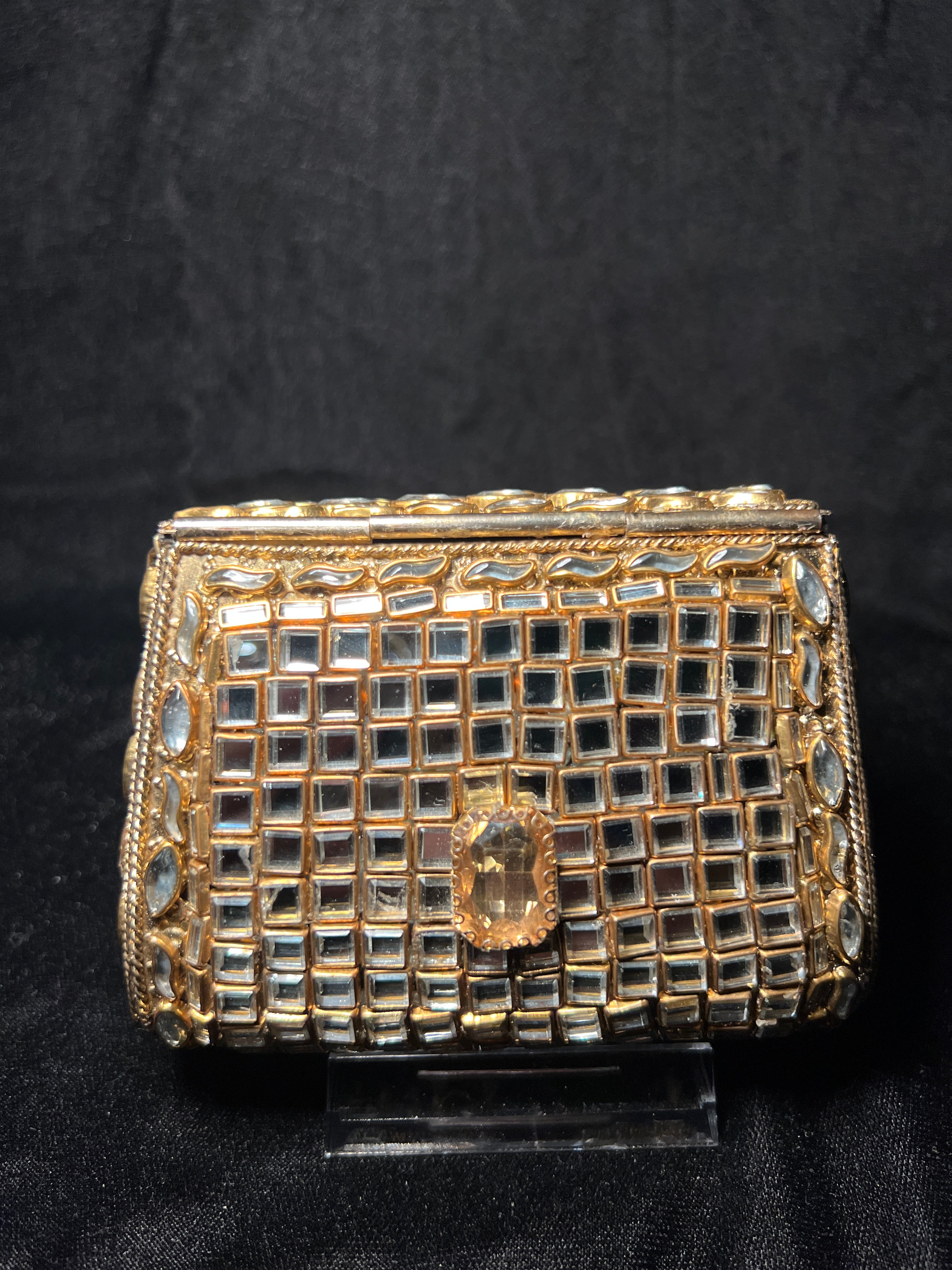Small Trapezoid Kundan Clutch | RKC-121