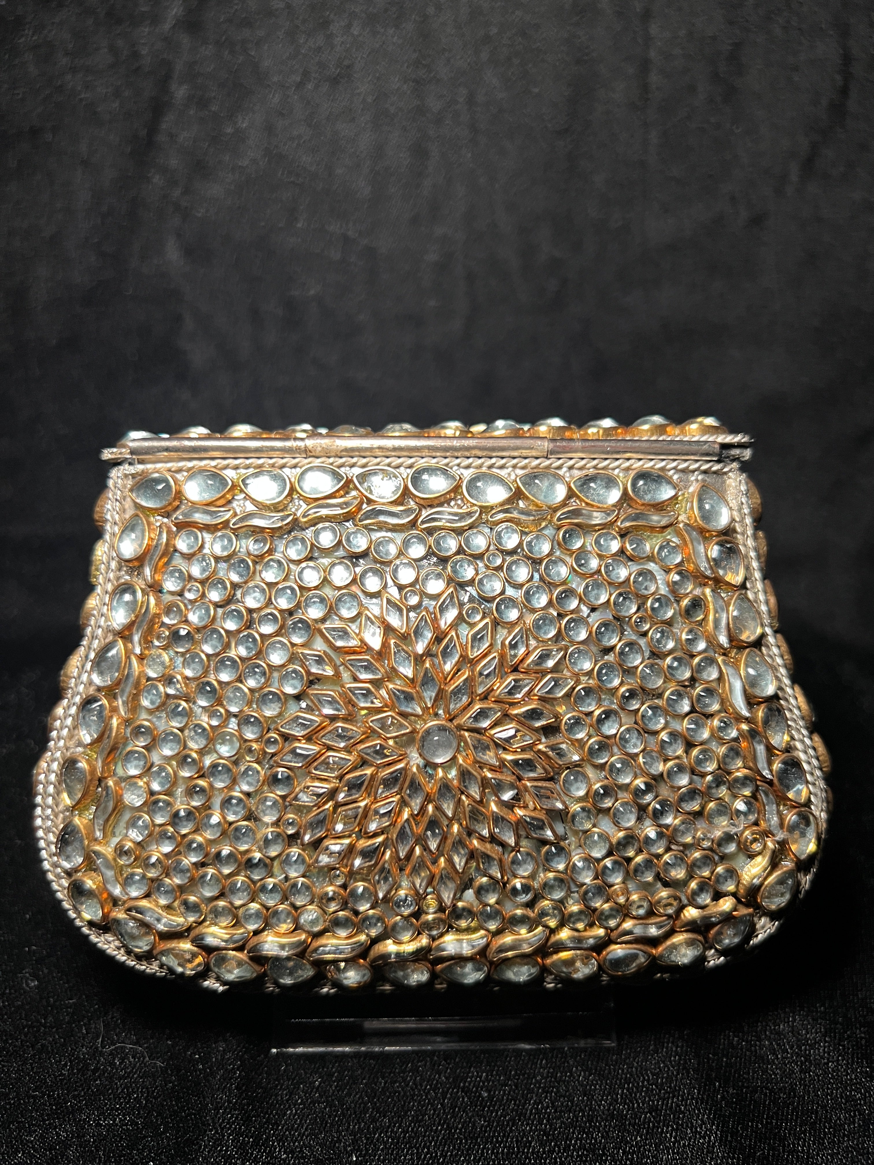 Medium Trapezoid Kundan Clutch | RKC-136